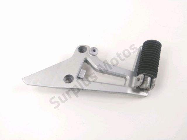 Platine et repose pieds arriere gauche occasion SUZUKI DR 800 S 1991