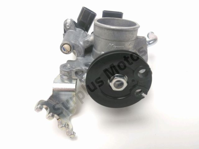 Corps d'injection droit occasion YAMAHA YZF-R 2023