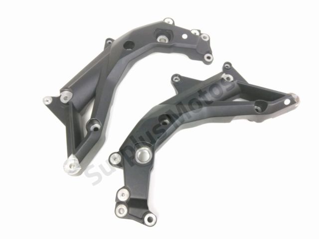 Support moteur occasion APRILIA CAPONORD 2014