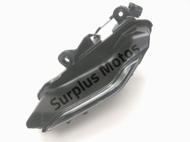 Optique avant gauche occasion YAMAHA YZF-R 2023