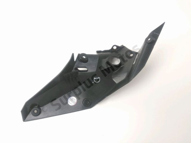Sous face de carenage droit occasion KTM DUKE 125 2021