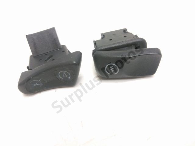 Commodo droit occasion VESPA GTS 2022