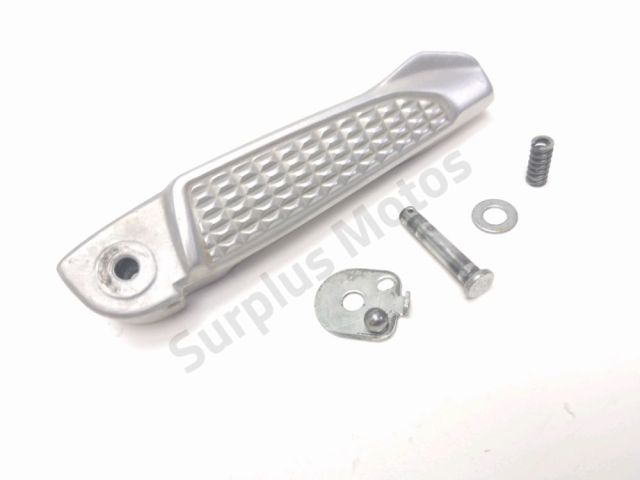 Repose pieds arriere droit occasion HONDA NSS 125 FORZA 2021