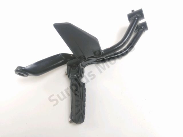 Platine et repose pieds arriere droit occasion KTM DUKE 125 2022