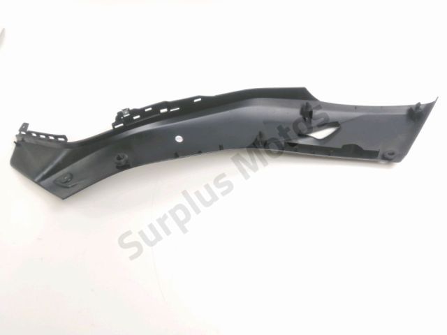 Cache lateral droit occasion YAMAHA CZD 300 X-MAX 2018