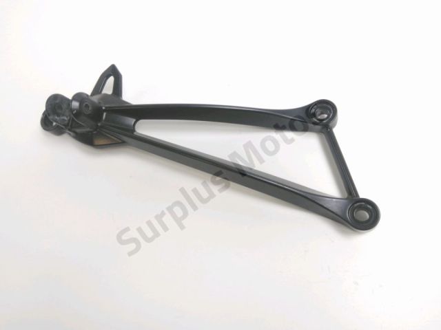Platine et repose pieds arriere droit occasion KAWASAKI ZX-6R 600 NINJA 2014