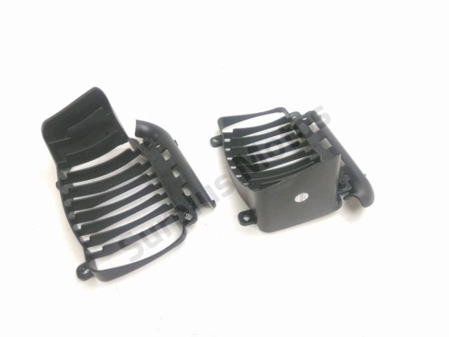 Grille de radiateur occasion VESPA GTS 2006
