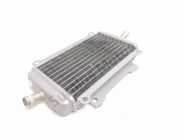 Radiateur eau droit occasion VESPA GTS 2006