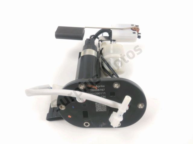 Pompe a essence occasion APRILIA TUONO 660 2024