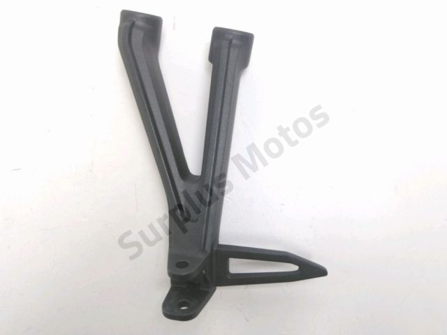 Platine et repose pieds arriere gauche occasion HONDA CBR 650 RA ABS 2023