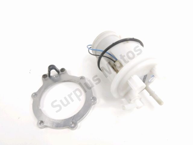Pompe a essence occasion YAMAHA MT-01  2005
