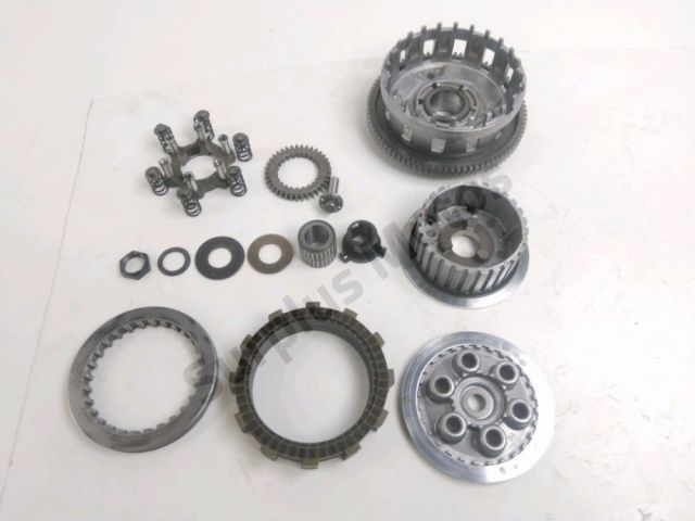 Embrayage complet occasion SUZUKI GSX 1400 2007