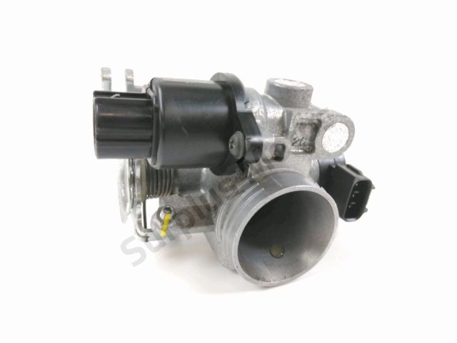 Corps d'injection droit occasion SUZUKI BURGMAN 125 2015