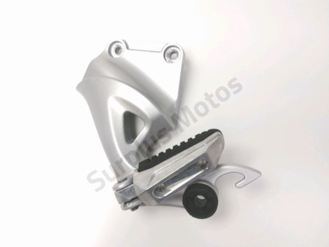 Platine et repose pieds arriere gauche occasion SUZUKI GSXR 1340 HAYABUSA 2008