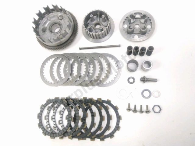 Embrayage complet occasion SUZUKI GSF 600 BANDIT 2000