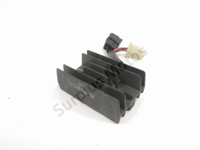 Regulateur de tension occasion SUZUKI GN 125 2001