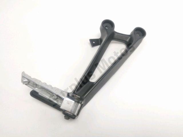 Platine et repose pieds arriere droit occasion YAMAHA MT-07 2014