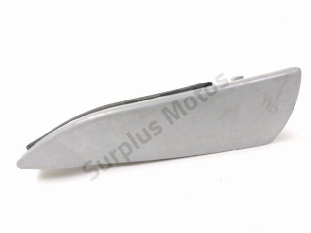 Platine et repose pieds arriere droit occasion PIAGGIO BEVERLY 125 2012
