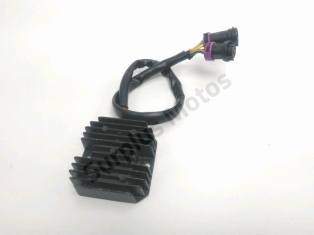 Regulateur de tension occasion SWM GRAN TOURISMO 2019