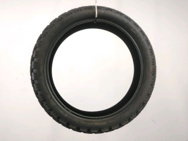 Pneu YUANXING NYLON occasion