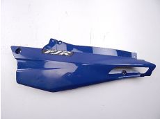 Cache lateral gauche