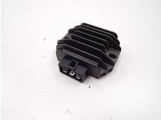 Regulateur de tension