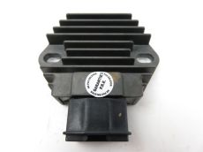 Regulateur de tension