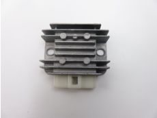 Regulateur de tension