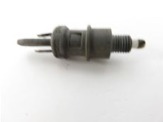 Contacteur de stop avant