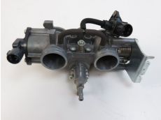 Corps d'injection droit