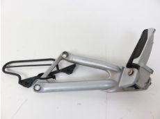 Platine et repose pieds arriere gauche