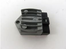 Regulateur de tension