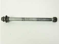 Axe de roue avant