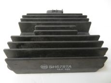 Regulateur de tension