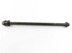 Axe de roue avant
