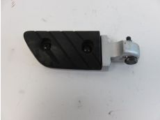 Repose pieds arriere droit