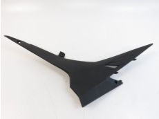 Cache lateral gauche