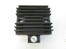 Regulateur de tension