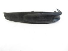 Cache lateral gauche