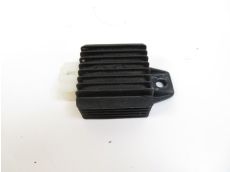 Regulateur de tension