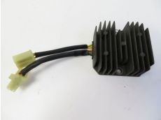 Regulateur de tension
