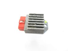 Regulateur de tension