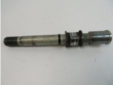 Axe de roue avant