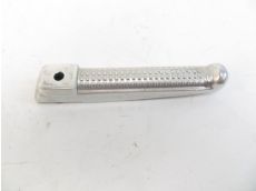 Repose pieds arriere droit