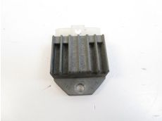 Regulateur de tension