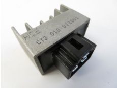 Regulateur de tension