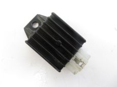 Regulateur de tension