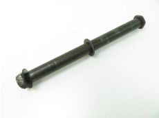 Axe de roue arriere