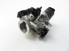 Corps d'injection droit