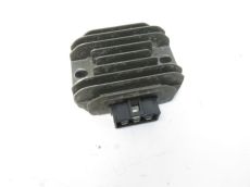 Regulateur de tension